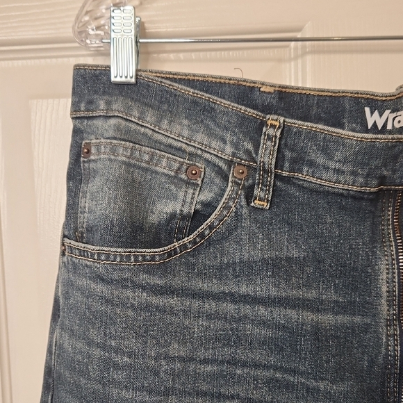 NWT Wrangler Men's Blue Regular Fit Jeans Size 36x30 - Picture 5 of 16